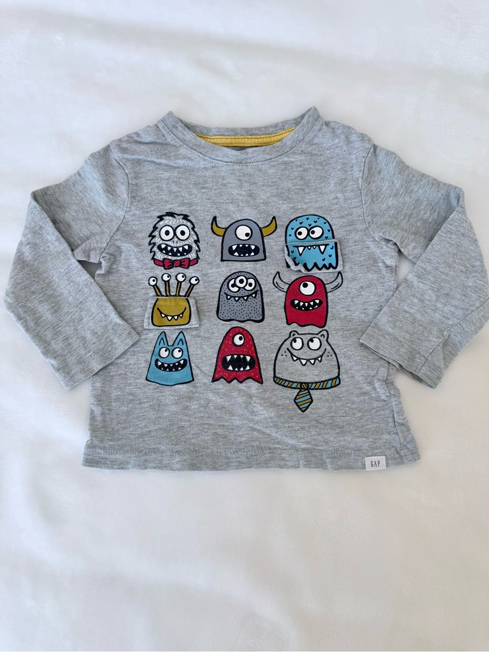 Baby GAP Gray Long-Sleeve Monster Graphic Tee (size 2T)